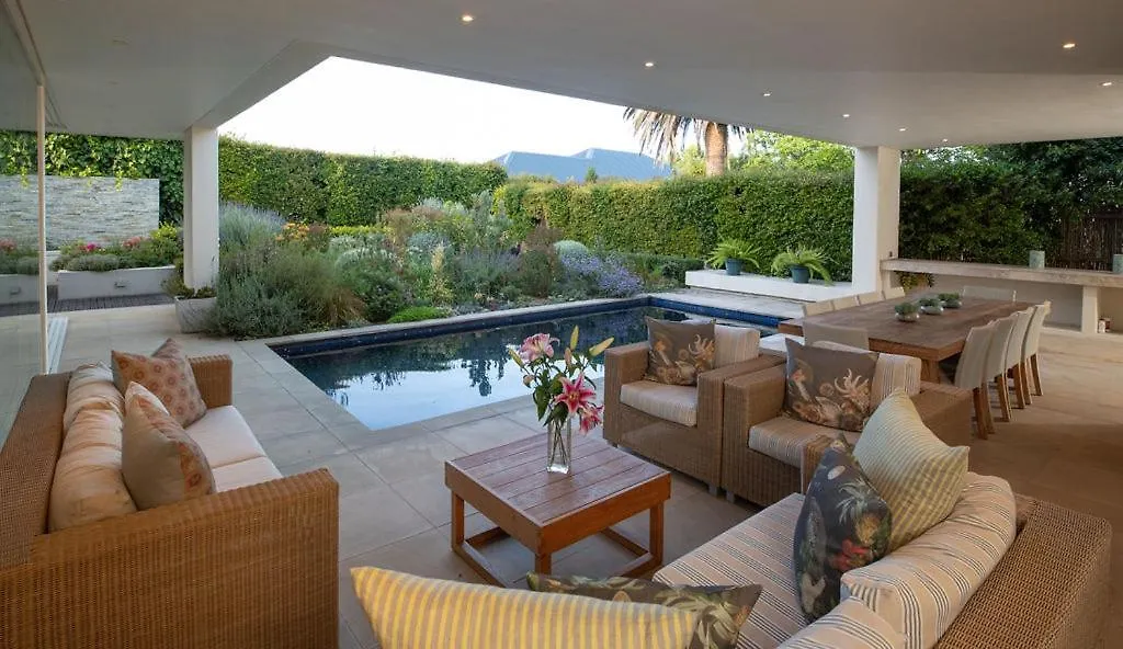 Guest house Thirty On Grace Hotel Cape Town