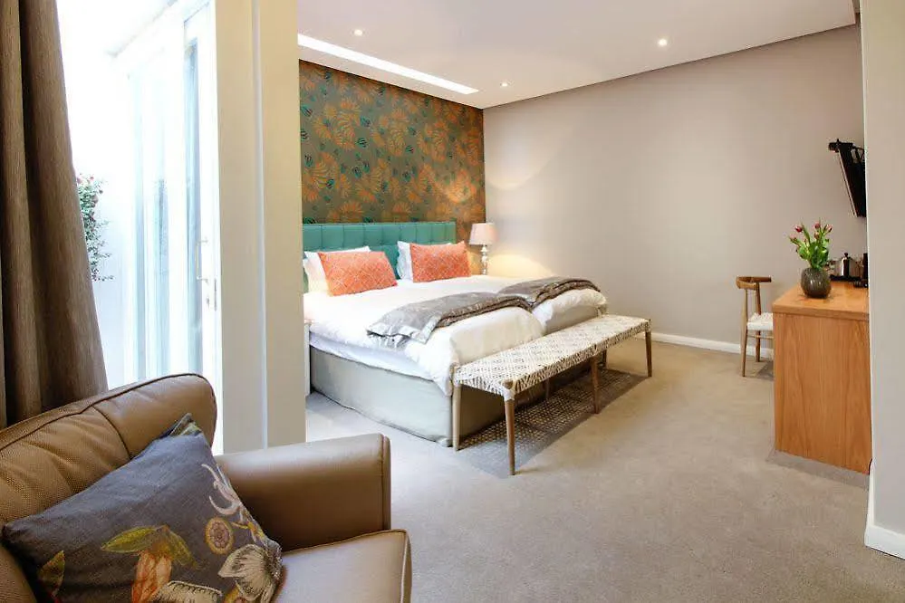 Guest house Thirty On Grace Hotel Cape Town